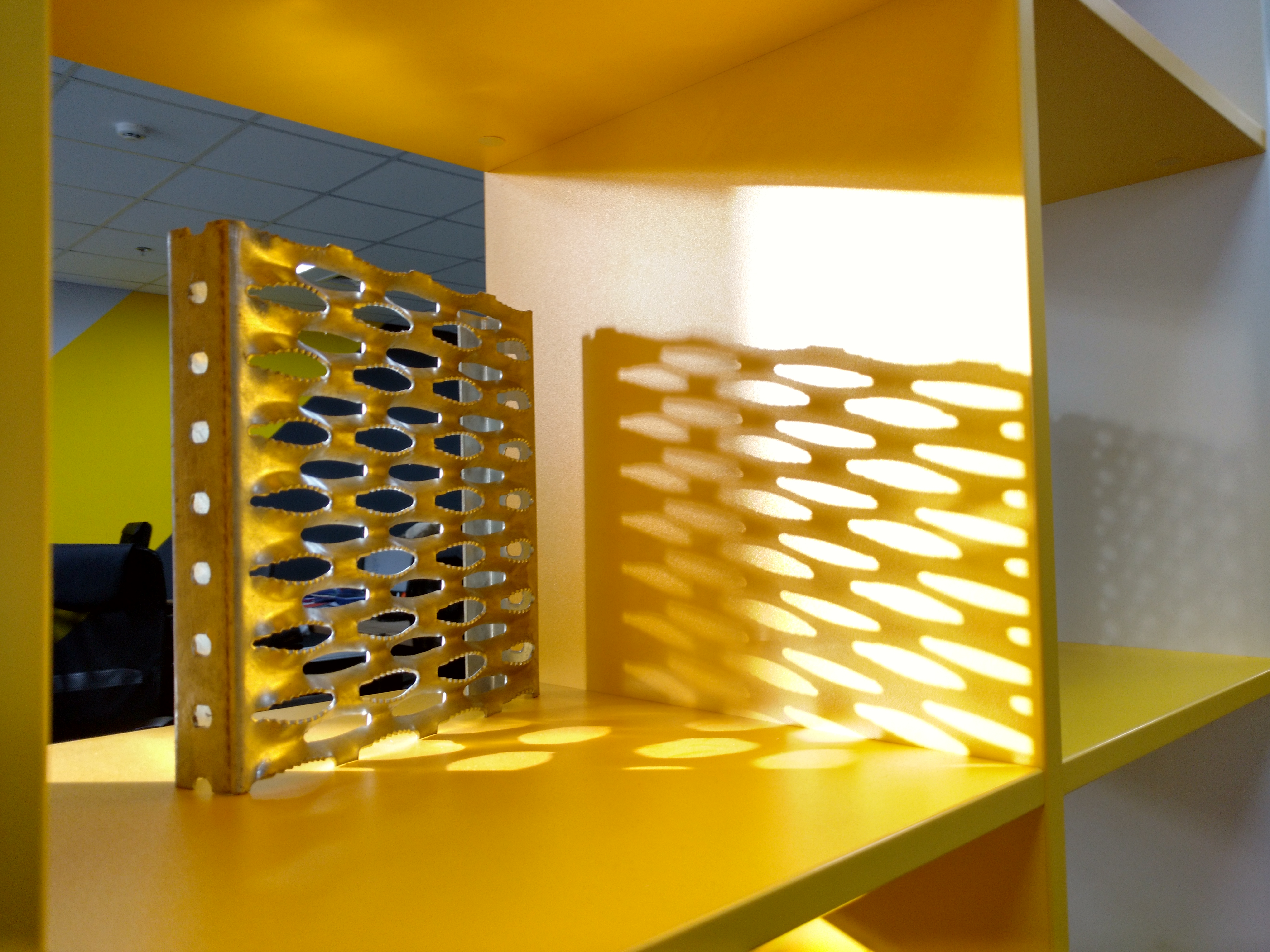 Как меняется поведение настила при длительной эксплуатации